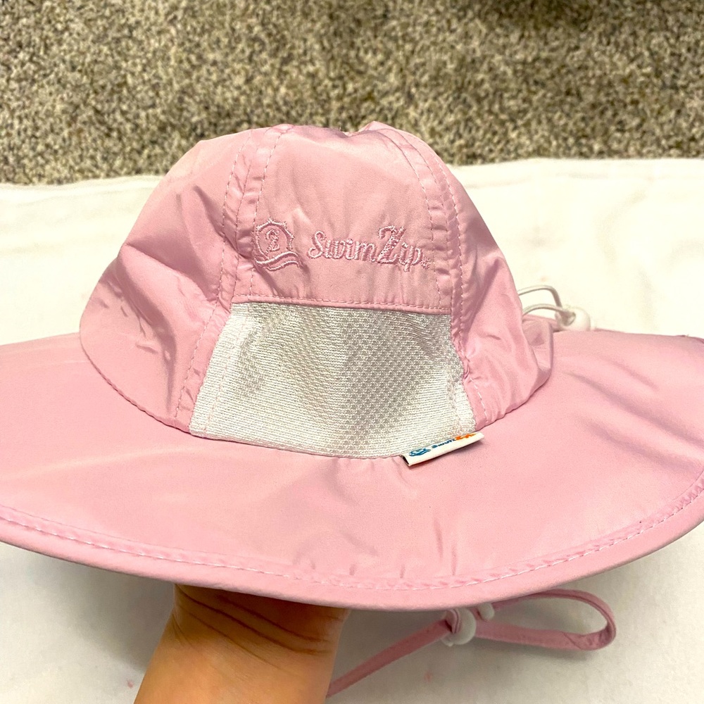Swimzip Pink baby sun hat 0-6 M